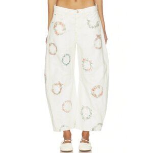 We The Free Good Luck Printed Barrel In Watercolor Wreath Color: Watercolor Wrea